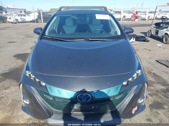 Toyota Prius Prime Advanced 2017 JTDKARFP3H3038976 Image 13
