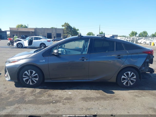 Toyota Prius Prime Advanced 2017 JTDKARFP3H3038976 Image 15