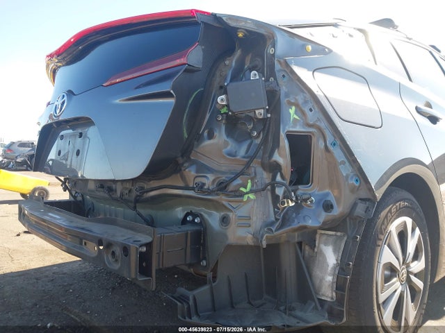 Toyota Prius Prime Advanced 2017 JTDKARFP3H3038976 Image 6