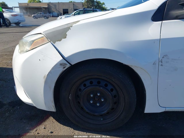 5YFBURHE7EP153490 Toyota COROLLA LE
