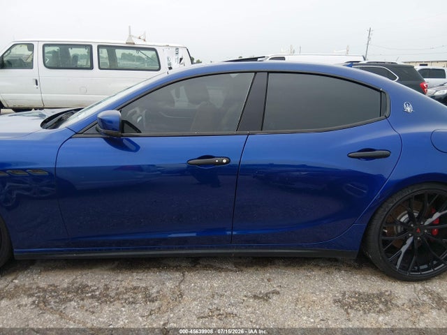 2015 Maserati Ghibli S Q4 მანქანა იყიდება აუქციონზე, vin: ZAM57RTA5F1150985, აუქციონის ნომერი: 45639908