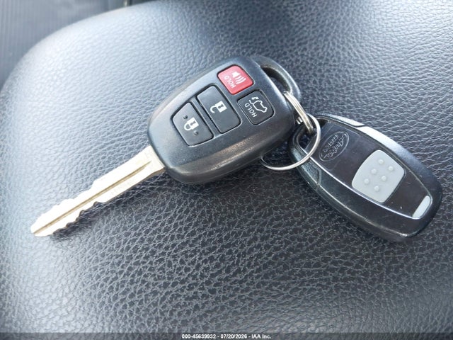 Toyota Rav4 Xle 2016 2T3RFREV2GW476643 Image 11