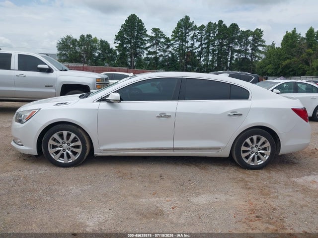 45639978 :رقم المزاد ، 1G4GB5GRXFF138611 vin ، 2015 Buick Lacrosse Leather مزاد بيع