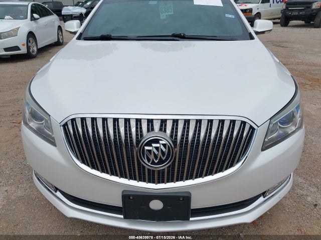 45639978 :رقم المزاد ، 1G4GB5GRXFF138611 vin ، 2015 Buick Lacrosse Leather مزاد بيع