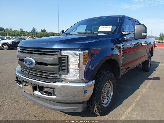 Ford F-250 Xl 2018 1FT7W2B66JEC48719 Image 2