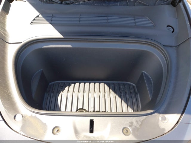 2023 Tesla Model Y Awd/long Range Dual Motor All-wheel Drive მანქანა იყიდება აუქციონზე, vin: 7SAYGDEE2PF892180, აუქციონის ნომერი: 45640013