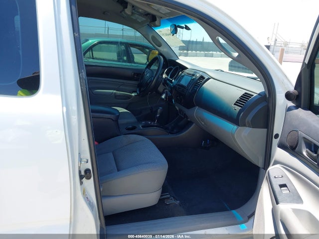 Toyota Tacoma 2015 5TFTX4CN8FX054511 Image 5