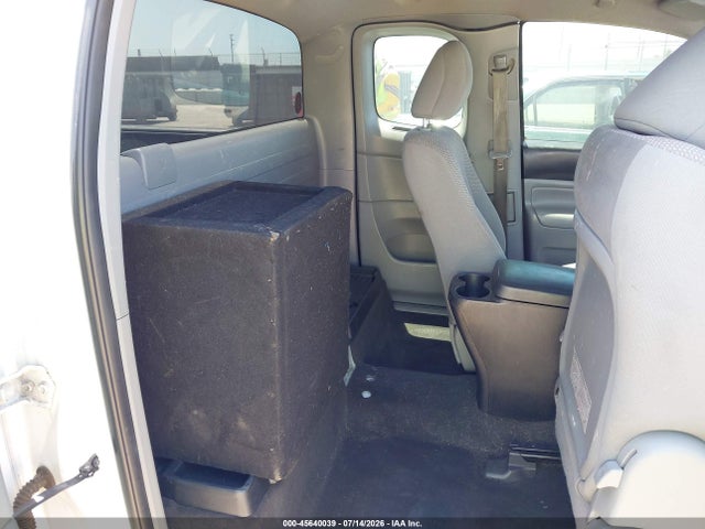 Toyota Tacoma 2015 5TFTX4CN8FX054511 Image 8