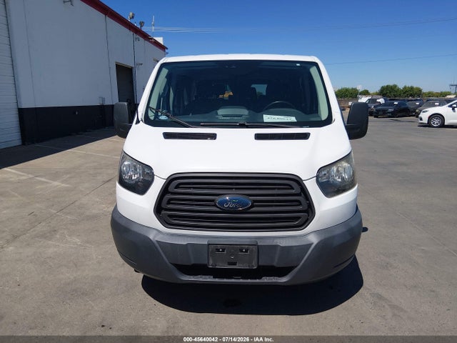1FMZK1ZM3HKB05253 Ford Transit-150 Xl