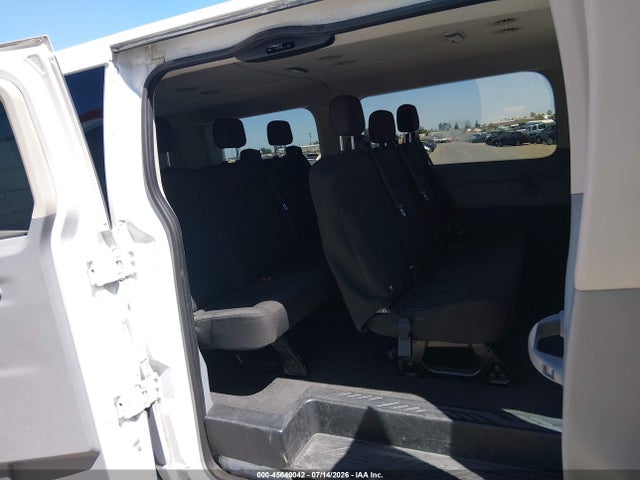 1FMZK1ZM3HKB05253 Ford Transit-150 Xl
