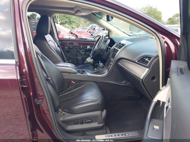 Продаж на аукціоні авто 2011 Lincoln Mkx, vin: 2LMDJ8JK8BBJ00524, номер лоту: 45640065