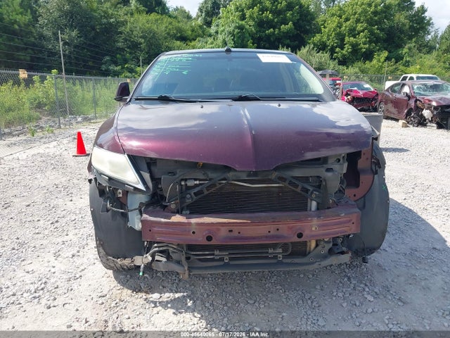 Продаж на аукціоні авто 2011 Lincoln Mkx, vin: 2LMDJ8JK8BBJ00524, номер лоту: 45640065