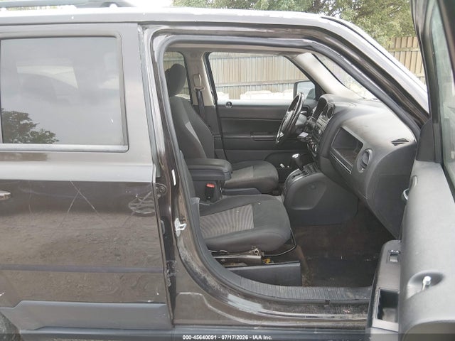 45640091 :رقم المزاد ، 1C4NJRFB0ED845849 vin ، 2014 Jeep Patriot Latitude مزاد بيع
