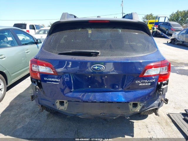 Subaru Outback 2.5i Limited 2015 4S4BSALC7F3324547 Image 17