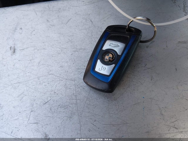 Продаж на аукціоні авто 2013 Bmw 328i, vin: WBA3C1C58DF440243, номер лоту: 45640110