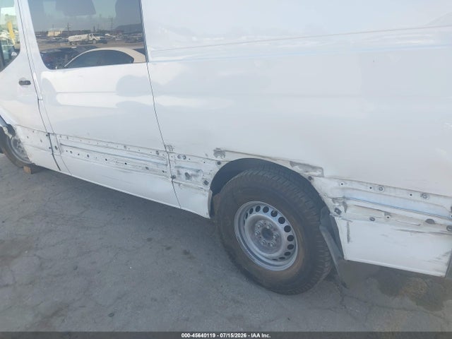 WD4PF0CD3KT003820 Mercedes-Benz Sprinter 2500 High Roof V6