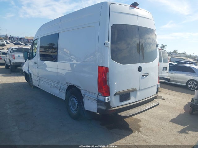 WD4PF0CD3KT003820 Mercedes-Benz Sprinter 2500 High Roof V6
