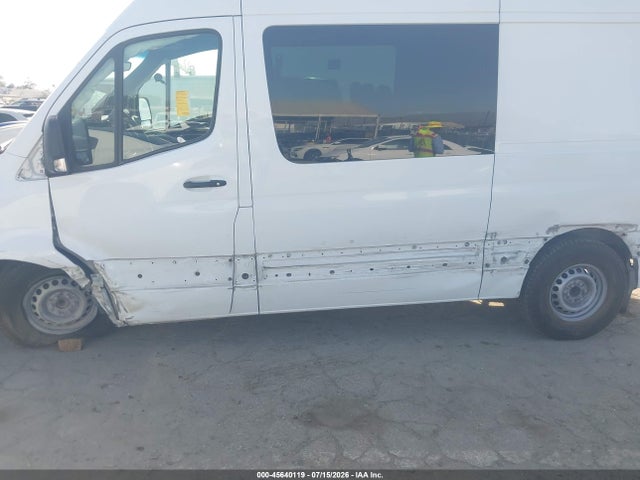 WD4PF0CD3KT003820 Mercedes-Benz Sprinter 2500 High Roof V6
