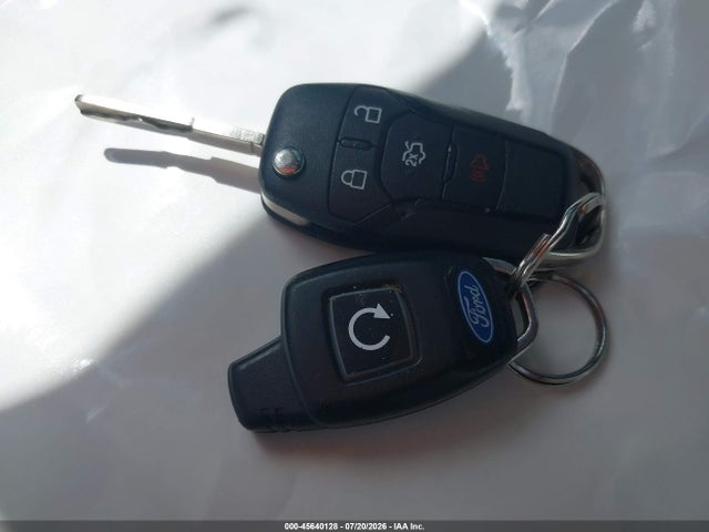 Продажа на аукционе авто 2015 Ford Fusion Se, vin: 3FA6P0H70FR204643, номер лота: 45640128