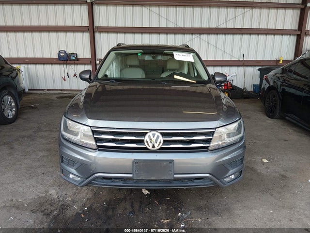 2018 Volkswagen Tiguan 2.0t Se/2.0t Sel მანქანა იყიდება აუქციონზე, vin: 3VV2B7AX2JM003442, აუქციონის ნომერი: 45640137