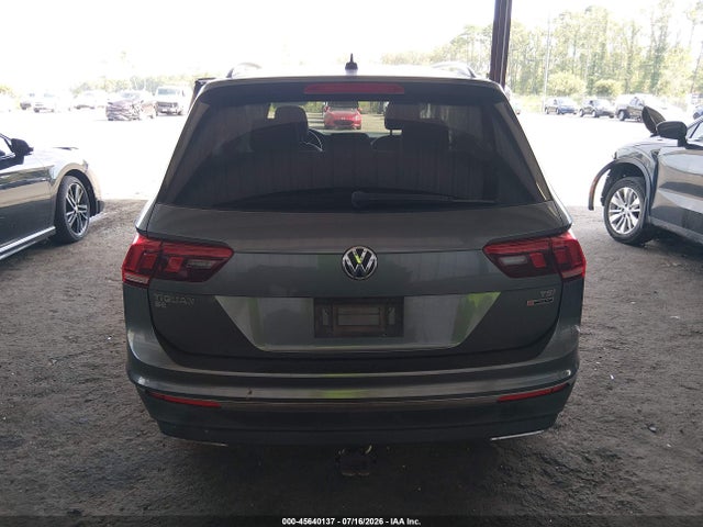 2018 Volkswagen Tiguan 2.0t Se/2.0t Sel მანქანა იყიდება აუქციონზე, vin: 3VV2B7AX2JM003442, აუქციონის ნომერი: 45640137