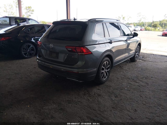 2018 Volkswagen Tiguan 2.0t Se/2.0t Sel მანქანა იყიდება აუქციონზე, vin: 3VV2B7AX2JM003442, აუქციონის ნომერი: 45640137