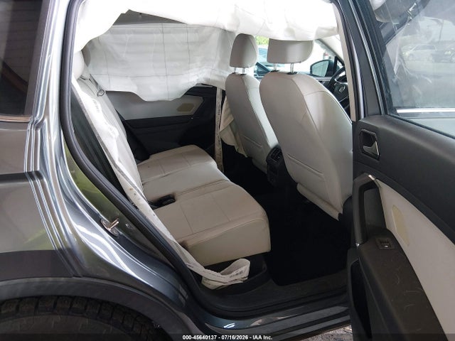 2018 Volkswagen Tiguan 2.0t Se/2.0t Sel მანქანა იყიდება აუქციონზე, vin: 3VV2B7AX2JM003442, აუქციონის ნომერი: 45640137