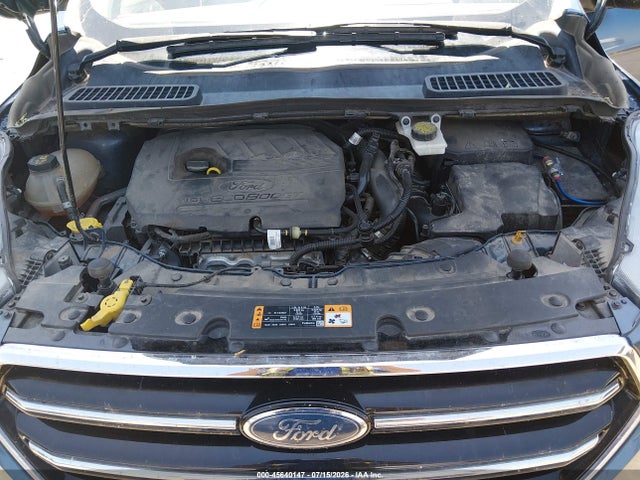 Продаж на аукціоні авто 2018 Ford Escape Se, vin: 1FMCU9GD8JUB83698, номер лоту: 45640147