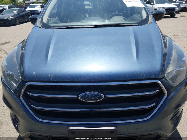 Продаж на аукціоні авто 2018 Ford Escape Se, vin: 1FMCU9GD8JUB83698, номер лоту: 45640147