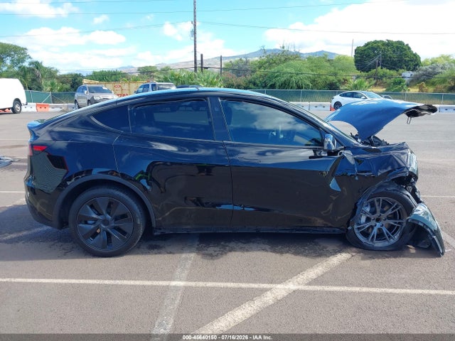 2024 Tesla Model Y Long Range Single Motor Rear-wheel Drive/rwd მანქანა იყიდება აუქციონზე, vin: 7SAYGDED4RA303184, აუქციონის ნომერი: 45640150