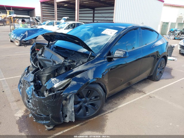 2024 Tesla Model Y Long Range Single Motor Rear-wheel Drive/rwd მანქანა იყიდება აუქციონზე, vin: 7SAYGDED4RA303184, აუქციონის ნომერი: 45640150