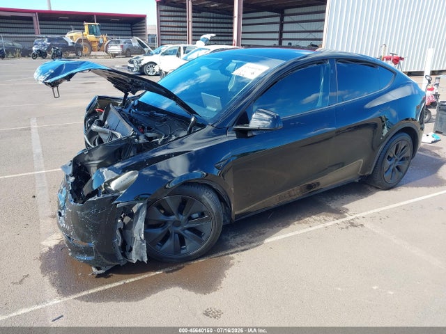 2024 Tesla Model Y Long Range Single Motor Rear-wheel Drive/rwd მანქანა იყიდება აუქციონზე, vin: 7SAYGDED4RA303184, აუქციონის ნომერი: 45640150