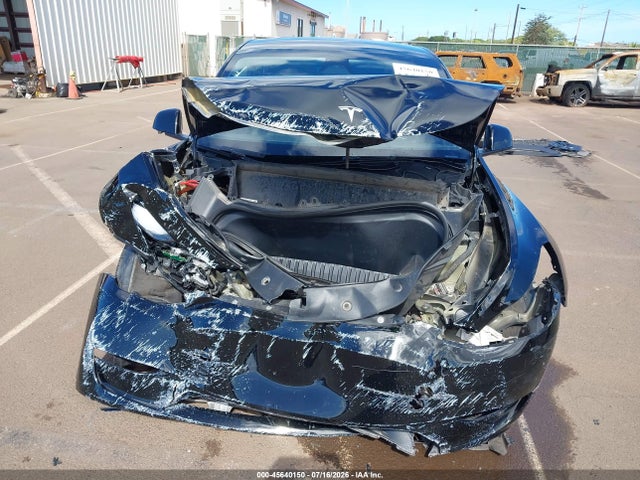 2024 Tesla Model Y Long Range Single Motor Rear-wheel Drive/rwd მანქანა იყიდება აუქციონზე, vin: 7SAYGDED4RA303184, აუქციონის ნომერი: 45640150
