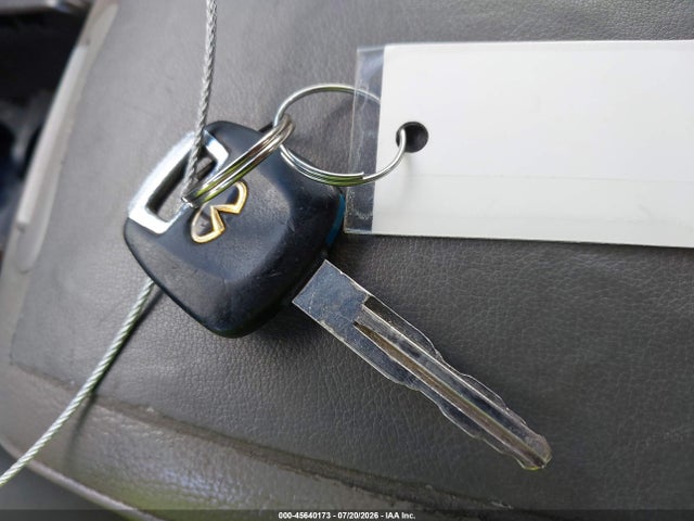 Продажа на аукционе авто 2000 Infiniti I30 Luxury/touring, vin: JNKCA31A0YT107867, номер лота: 45640173