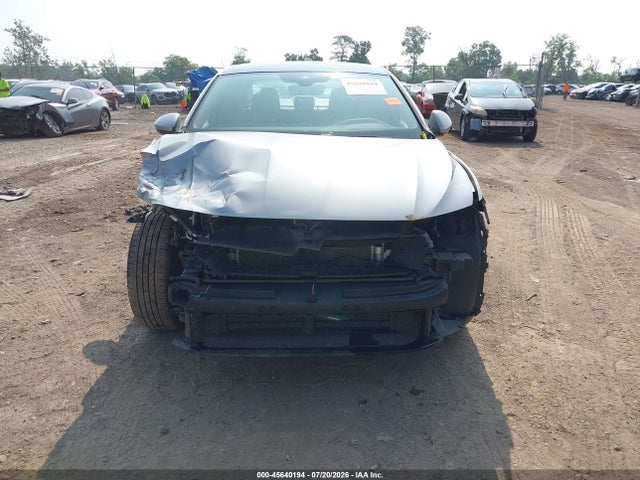 Продаж на аукціоні авто 2022 Volkswagen Jetta 1.5t Se, vin: 3VW7M7BU0NM012548, номер лоту: 45640194