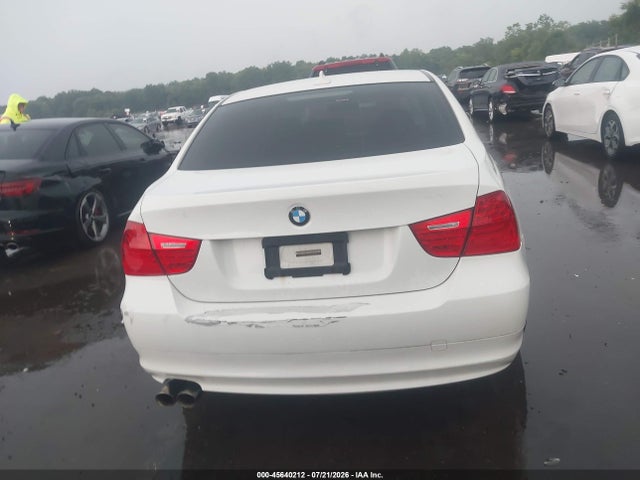 45640212 :رقم المزاد ، WBAPK5C55BA994393 vin ، 2011 Bmw 328i Xdrive مزاد بيع