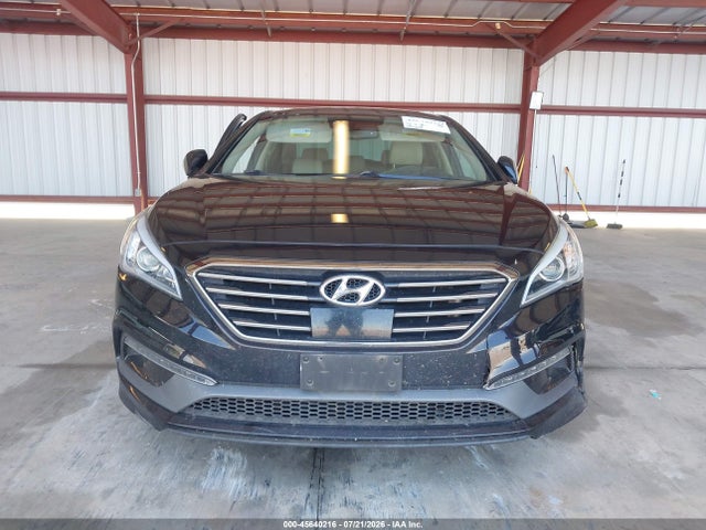 Hyundai Sonata Limited 2016 5NPE34AF1GH413436 Image 13