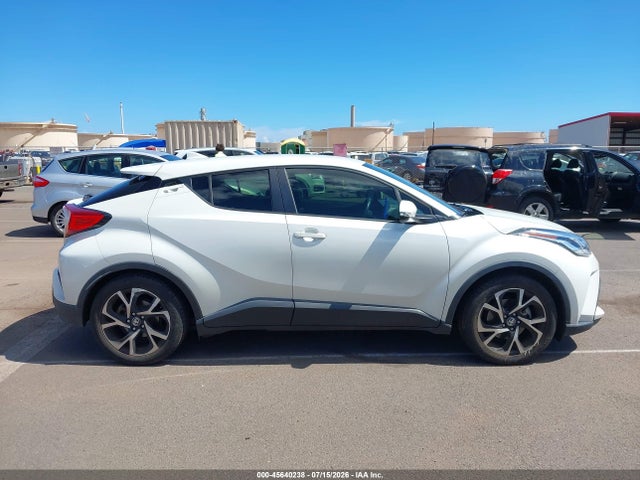 Toyota C-HR XLE 2021 JTNKHMBX4M1099324 Image 13