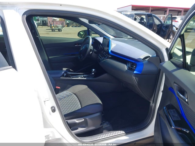 2021 Toyota C-hr Xle მანქანა იყიდება აუქციონზე, vin: JTNKHMBX4M1099324, აუქციონის ნომერი: 45640238