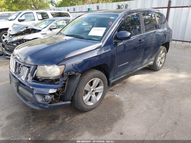 Jeep Compass Latitude 2014 1C4NJCEB2ED563145 Image 2