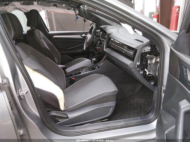 3VWBW7BUXTM027320 Volkswagen Jetta Sport
