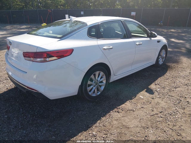 45640308 :رقم المزاد ، 5XXGT4L35JG253592 vin ، 2018 Kia Optima Lx مزاد بيع