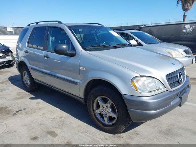 Auction sale of the 1999 Mercedes-benz Ml 320, vin: 4JGAB54E8XA144591, lot number: 45640343
