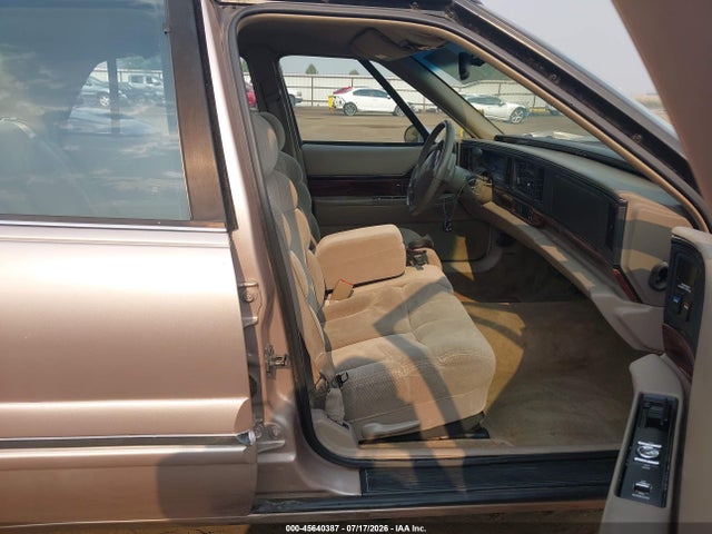 1999 Buick Lesabre Limited მანქანა იყიდება აუქციონზე, vin: 1G4HR52KXXH462643, აუქციონის ნომერი: 45640387