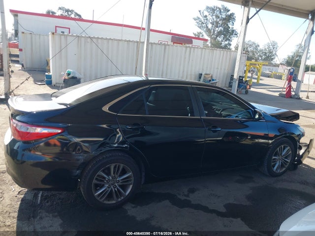 4T1BF1FK0GU514211 Toyota CAMRY SE