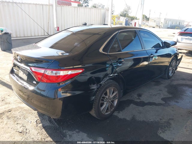 4T1BF1FK0GU514211 Toyota CAMRY SE