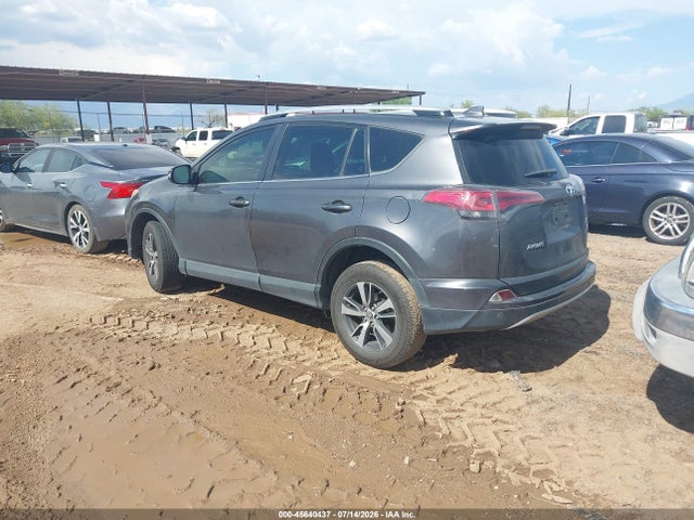 Toyota Rav4 Xle 2016 JTMWFREV9GJ084132 Image 3