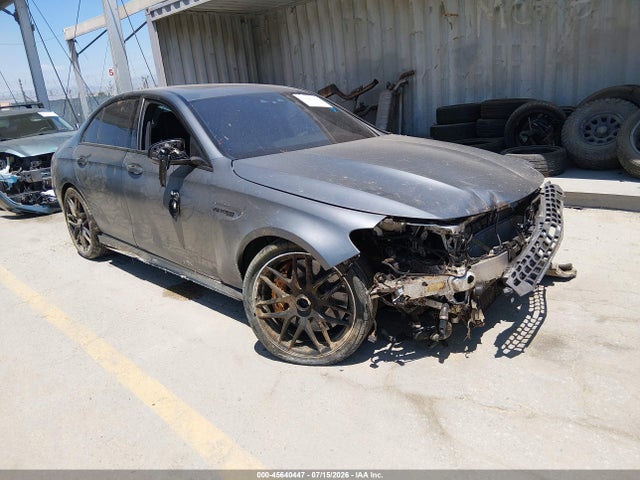 2021 Mercedes-benz Amg E 63 S 4matic+ მანქანა იყიდება აუქციონზე, vin: W1KZF8KB2MA855937, აუქციონის ნომერი: 45640447