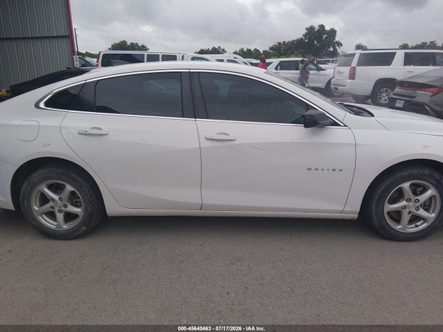 1G1ZB5ST7JF187573 Chevrolet Malibu 1ls