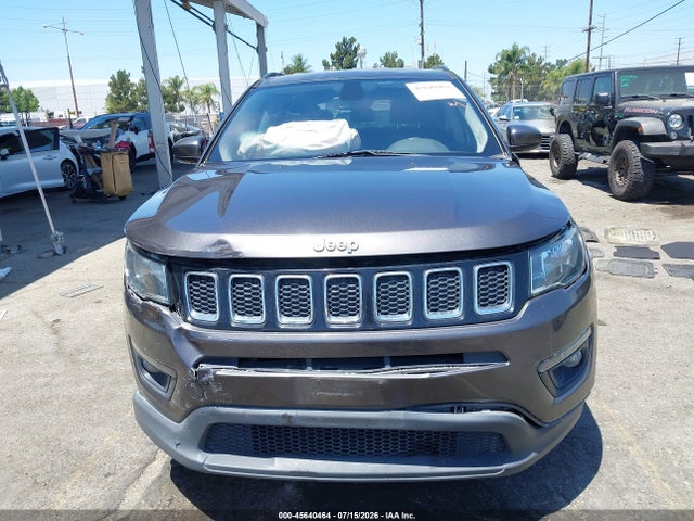 3C4NJCBB2LT133711 Jeep Compass Latitude Fwd